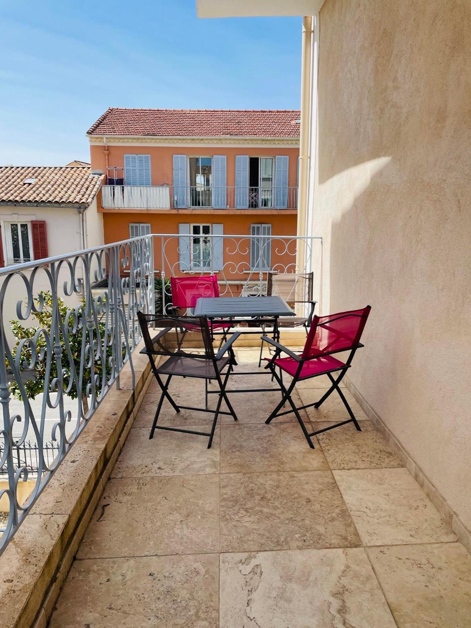 Appartement Port De Sanary Экстерьер фото