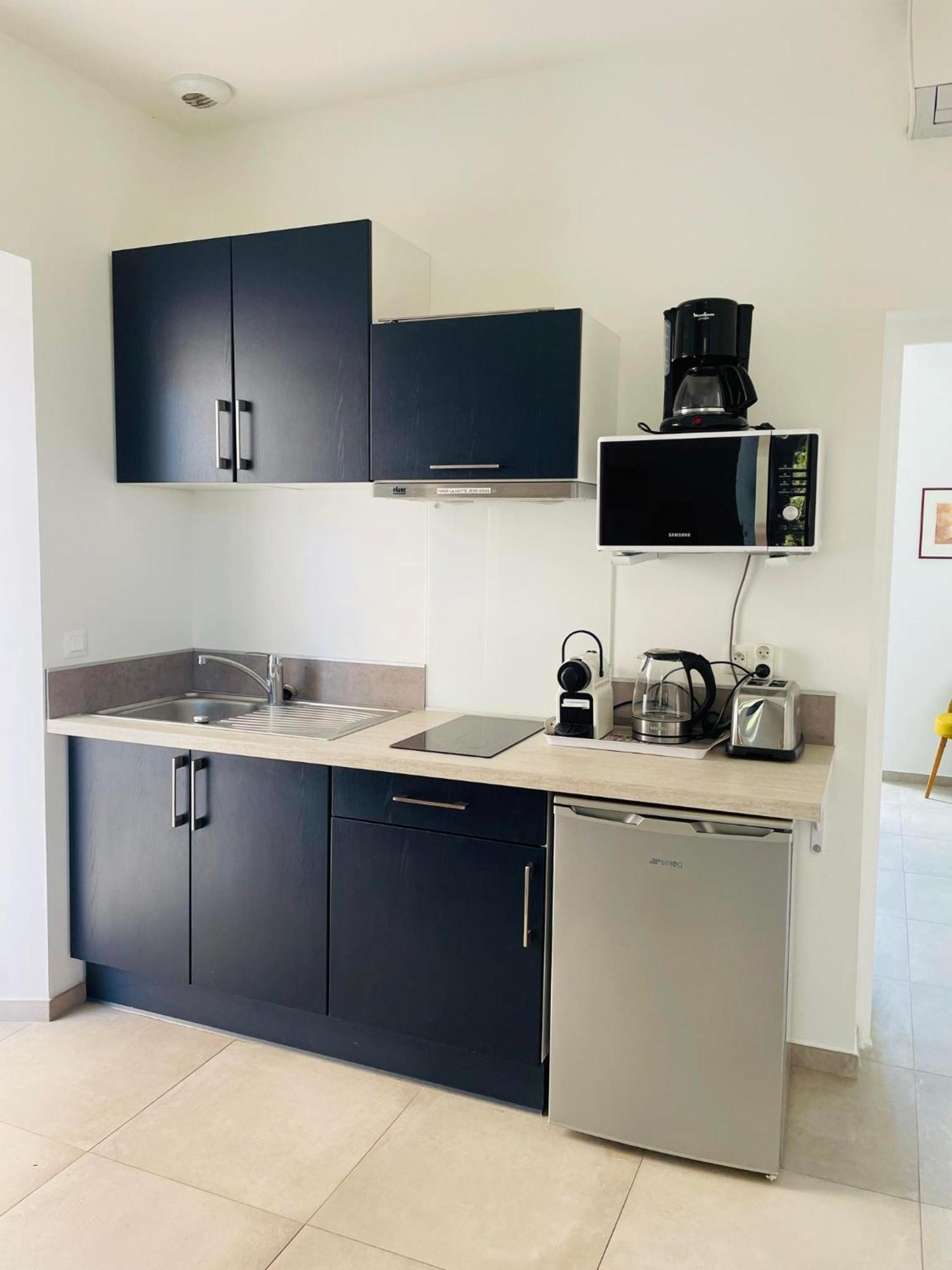Appartement Port De Sanary Экстерьер фото